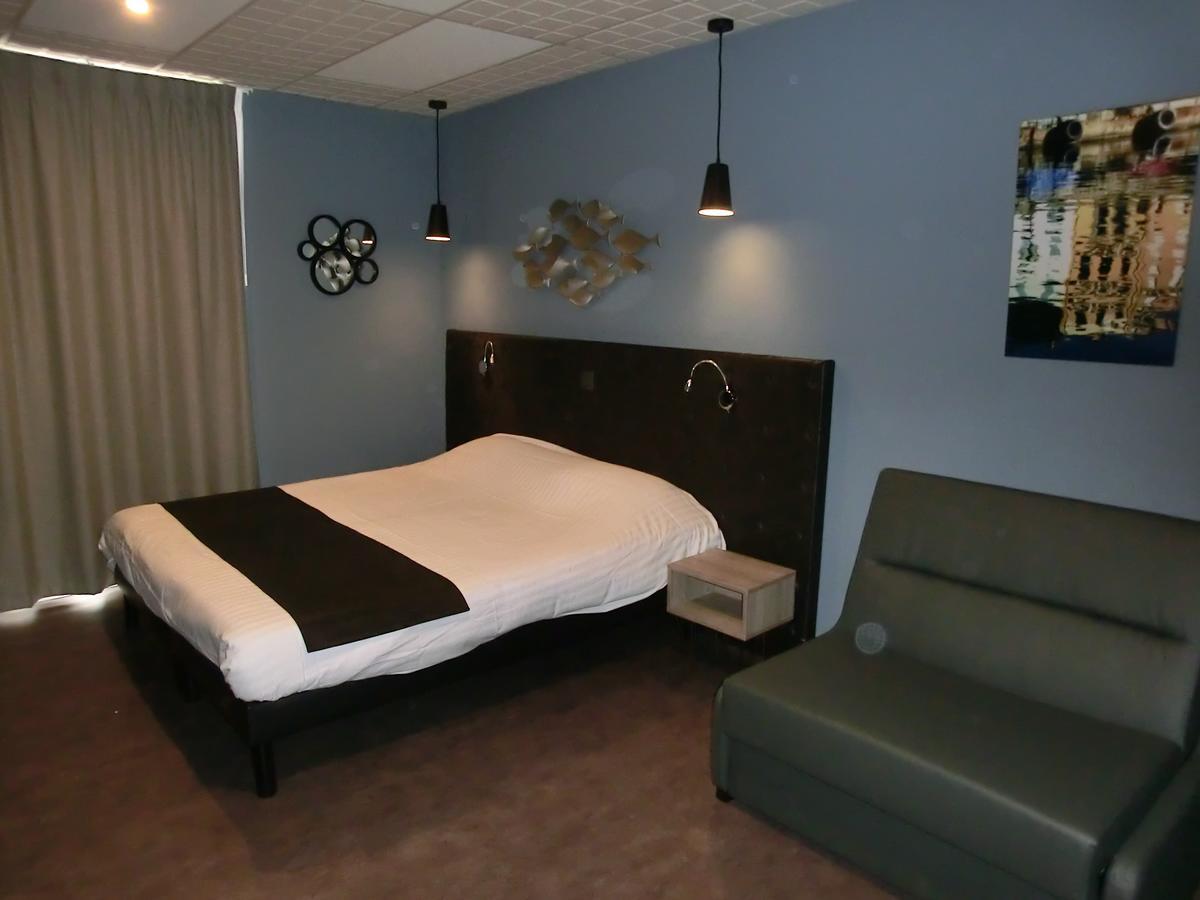 Hotel Sur Le Quai Port Vendres Exteriér fotografie